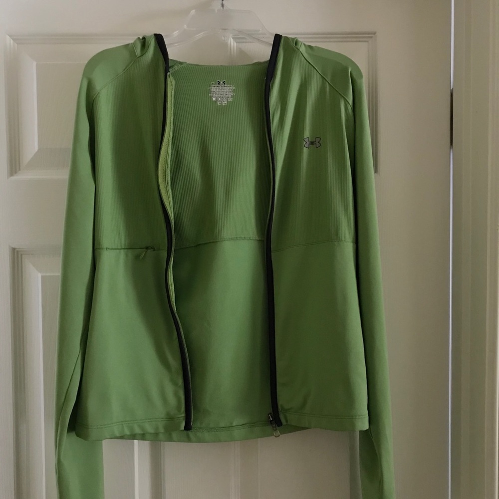 UNDER ARMOR women’s athletic olive green jacket
